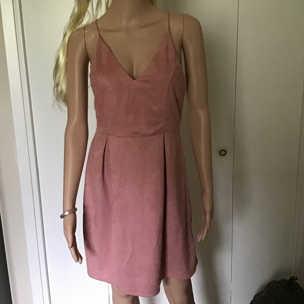 Pink Dress - Picture 4 of 8